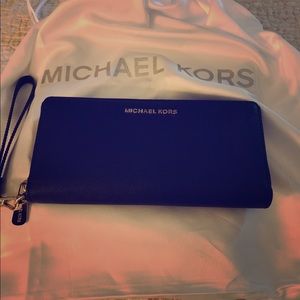 Michael Kors Wristlet